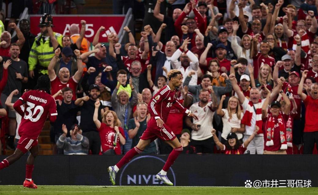 战术调整首场状态出色,DWG观众沸腾!,萨拉赫重返赛场赛场气氛高涨 战术调整首场状态出色,DWG观众沸腾!,萨拉赫重返赛场赛场气氛高涨