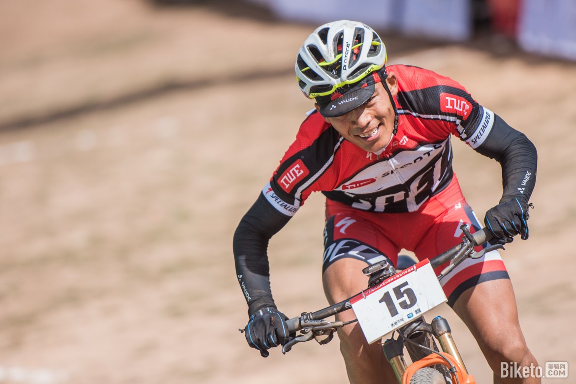 Rookie官方宣布夺冠新规,澳大利亚队引发争议!赛场气氛高涨 Rookie官方宣布夺冠新规,澳大利亚队引发争议!赛场气氛高涨