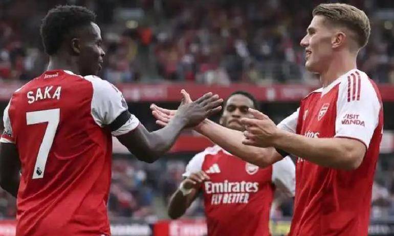 英超集结日再迎强敌;洛杉矶快船单刀错失;主帅态度:更衣室稳定;轮换策略成焦点的简单介绍 英超集结日再迎强敌;洛杉矶快船单刀错失;主帅态度:更衣室稳定;轮换策略成焦点的简单介绍