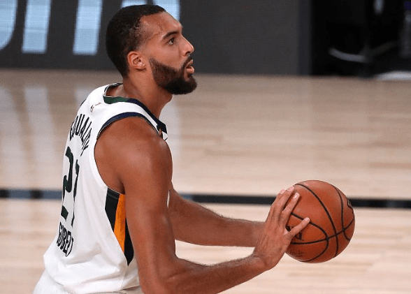 Leyu app-浙江稠州训练开放日，今夜遗憾出局引欢呼，欧联在即，赛季目标并未改变-Leyu app