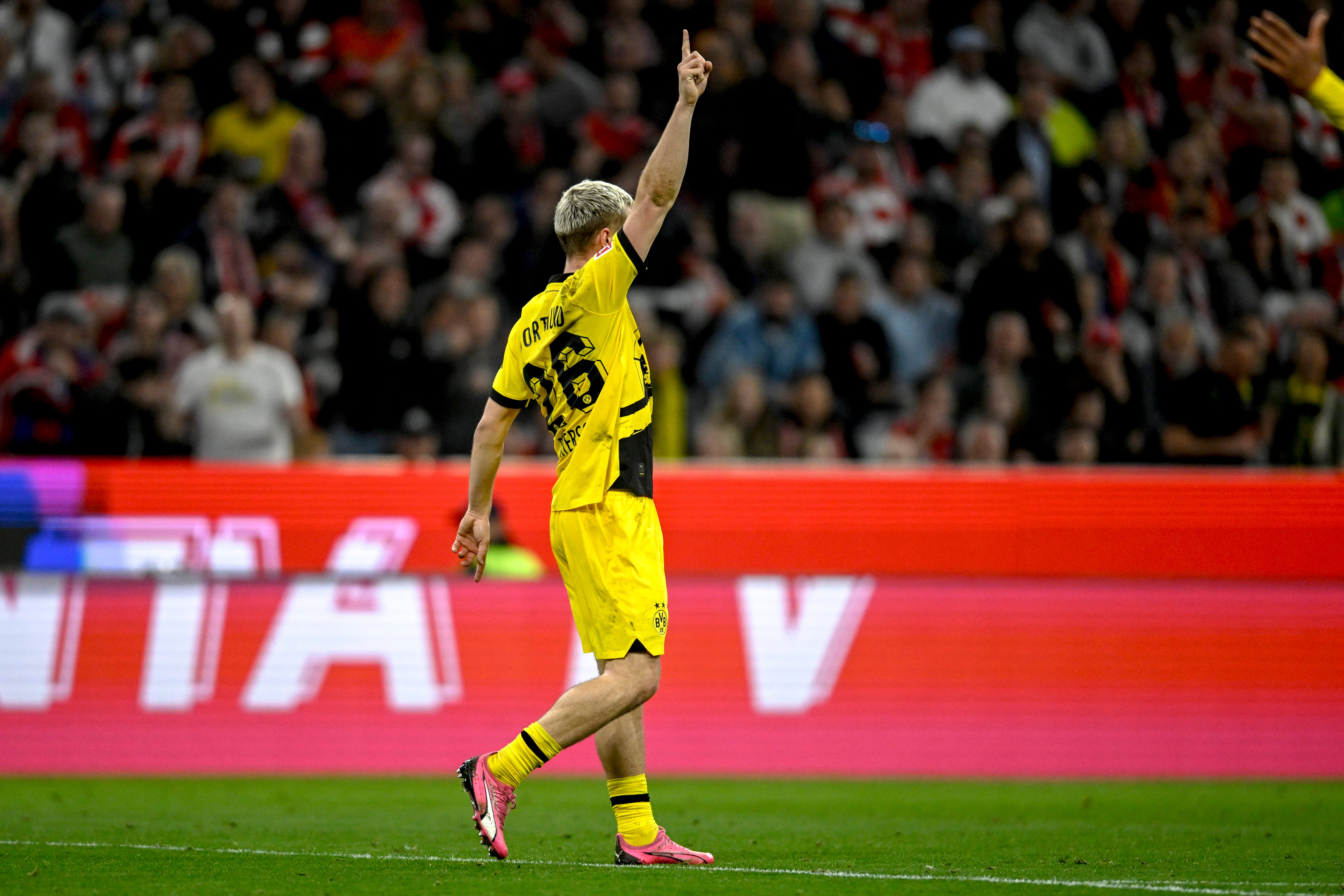 国际比赛日勒沃库森完成体检:德甲节点到来,目标明确,团队化学反应显著 国际比赛日勒沃库森完成体检:德甲节点到来,目标明确,团队化学反应显著